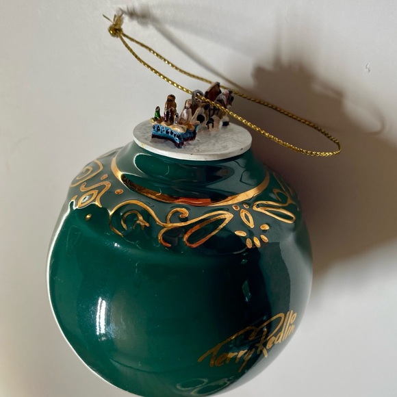 Terry Redlin Racing Home Hadley Bradford Christmas Porcelain Ornament 1999 - Picture 6 of 6